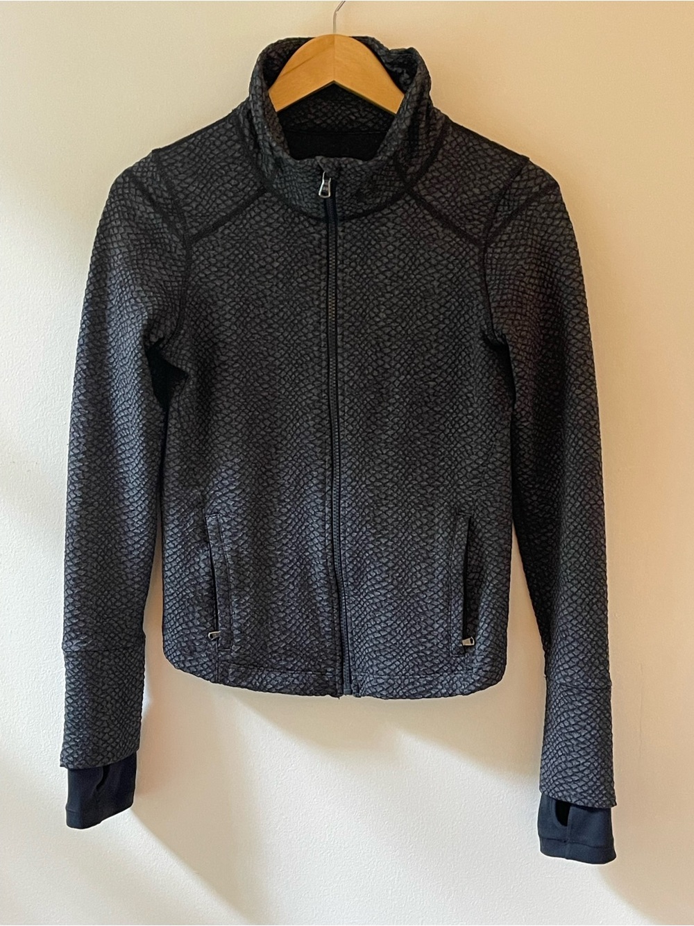 Under Armour Snakeskin Textured Full Zip Performance Jacket Small